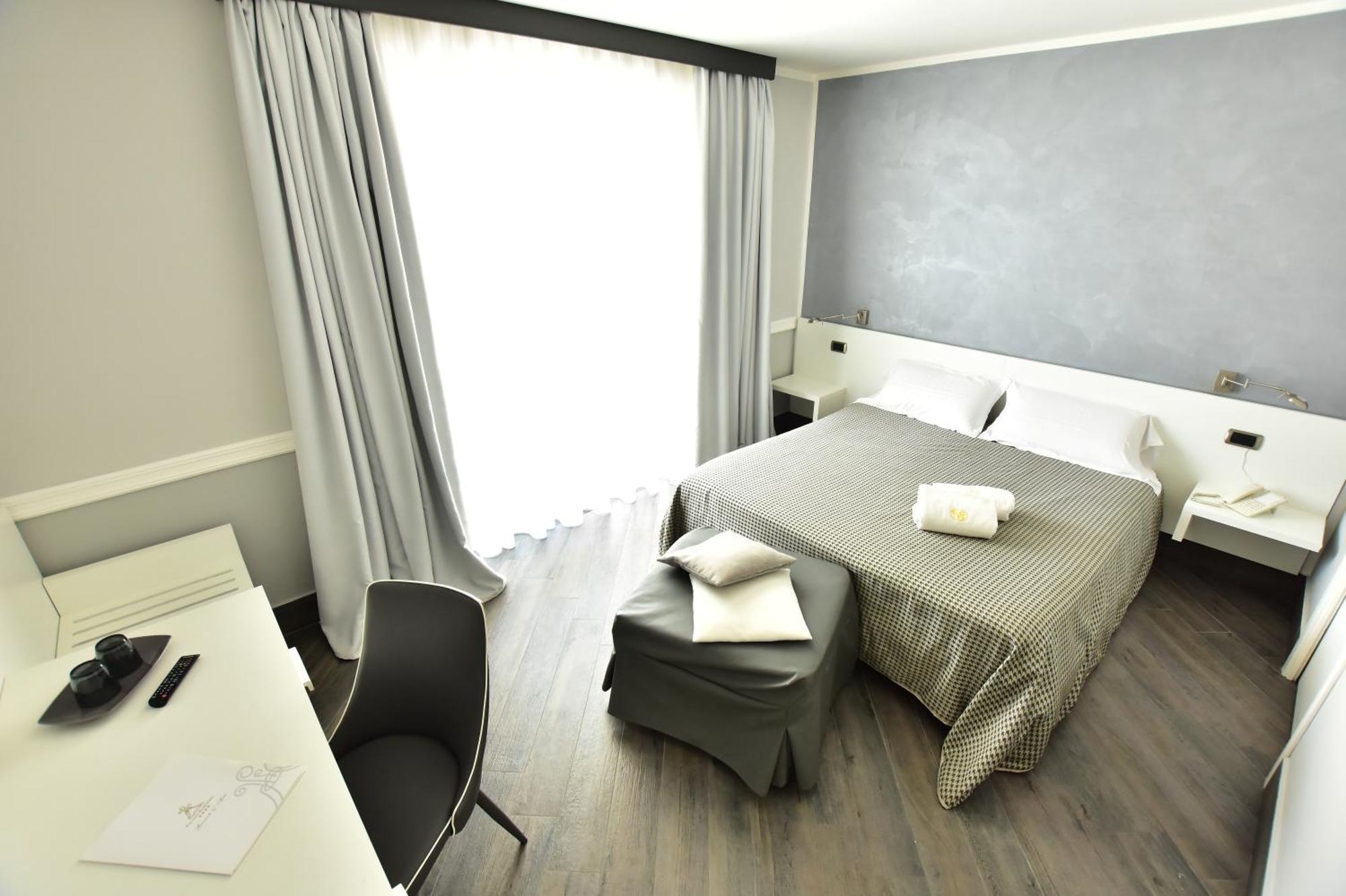 Palazzo Rosenthal Vesuview Hotel & Resort Trecase ภายนอก รูปภาพ