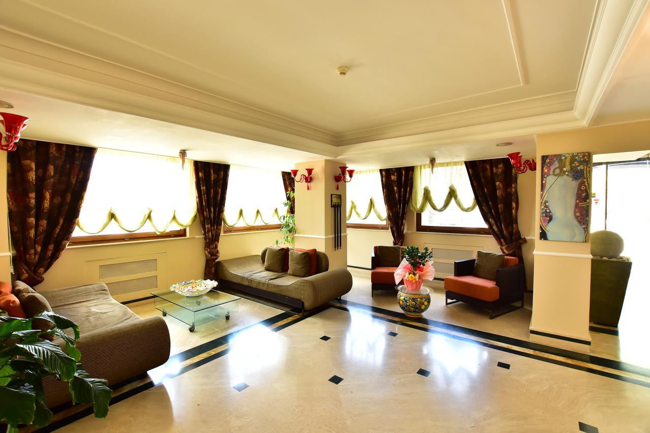 Palazzo Rosenthal Vesuview Hotel & Resort Trecase ภายนอก รูปภาพ